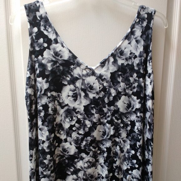 NEW Rose Tank by Diane Kennedy - Picture 1 of 9